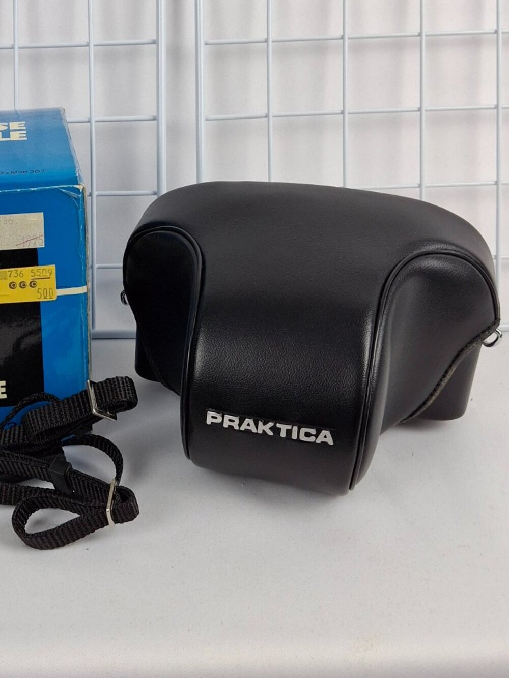 Vintage New Praktica B-100 Camera Semi-Hard Case Black Vinyl Ever-Ready Cover